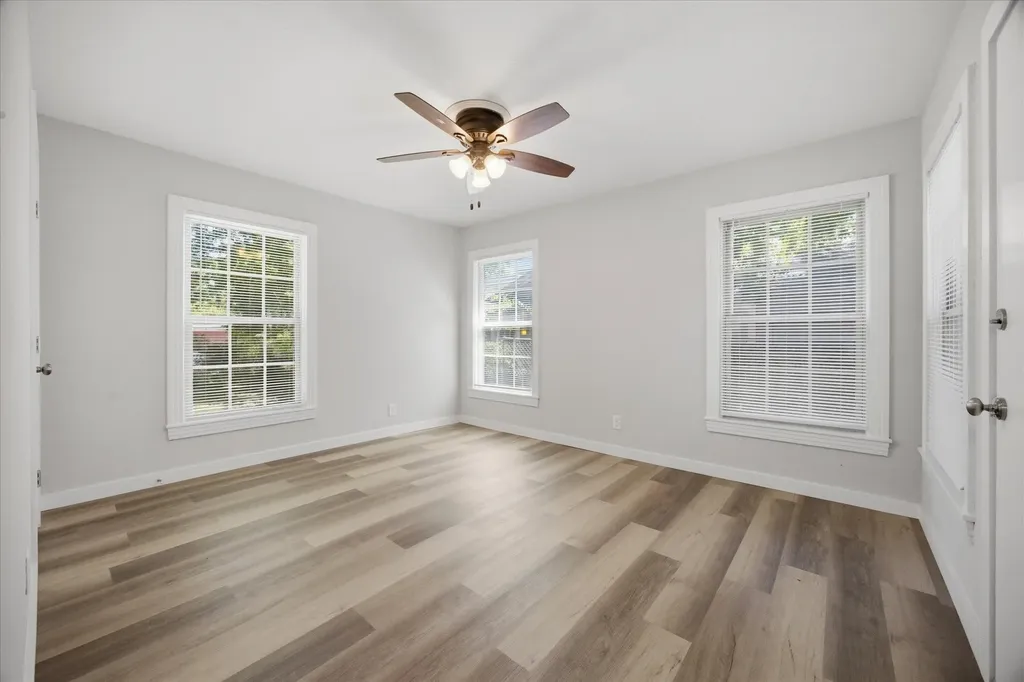 1405 Inwood Boulevard Garland TX 75042