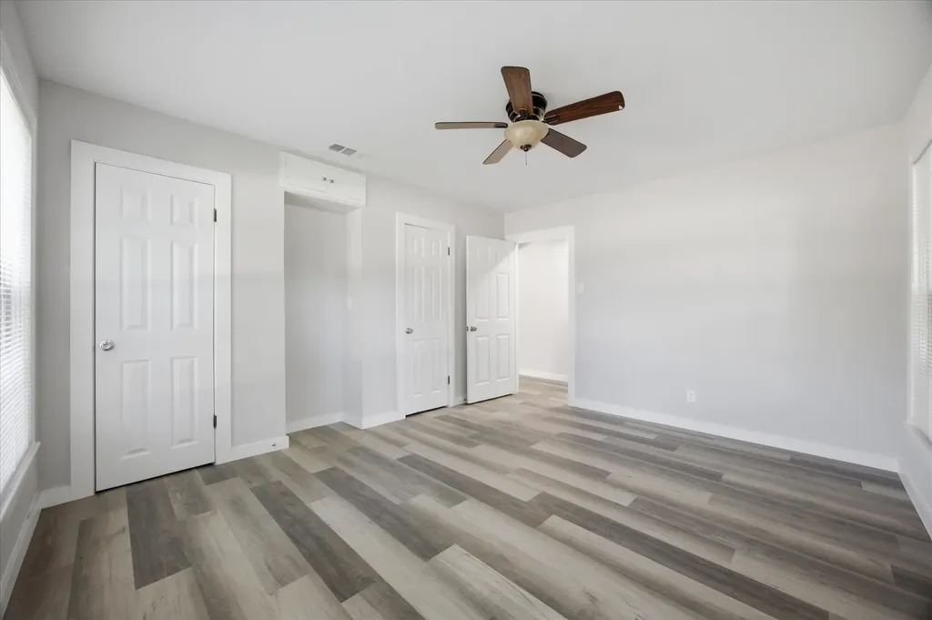 1405 Inwood Boulevard Garland TX 75042