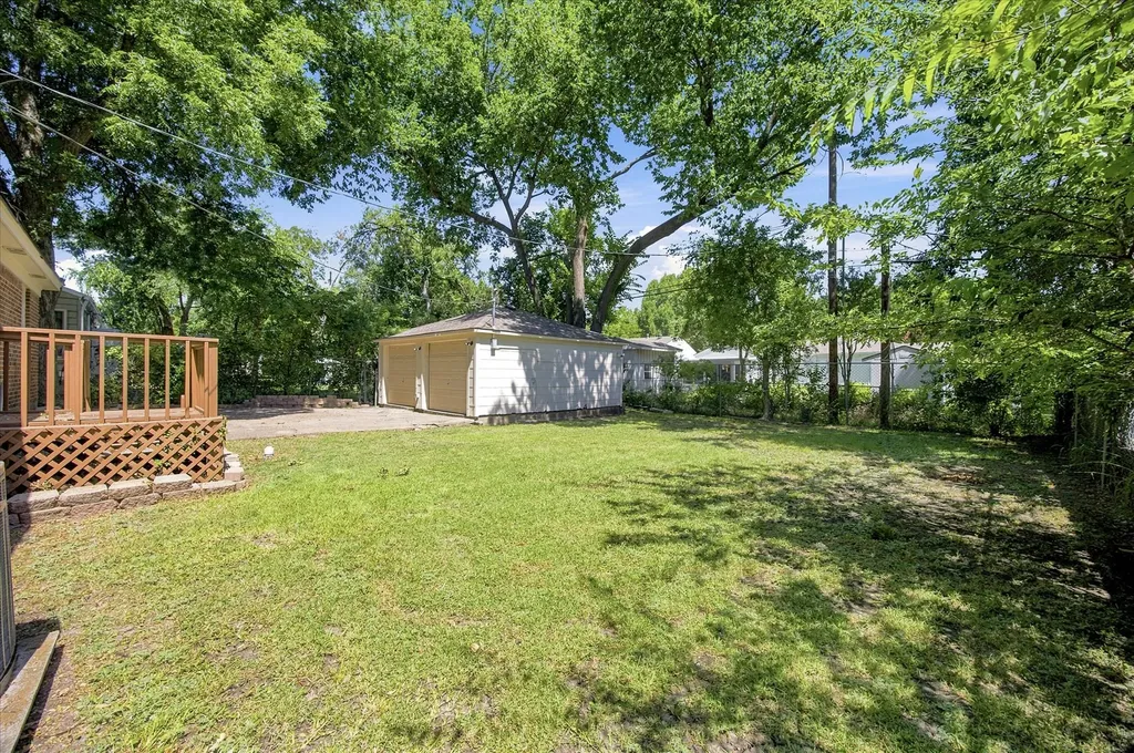 1405 Inwood Boulevard Garland TX 75042