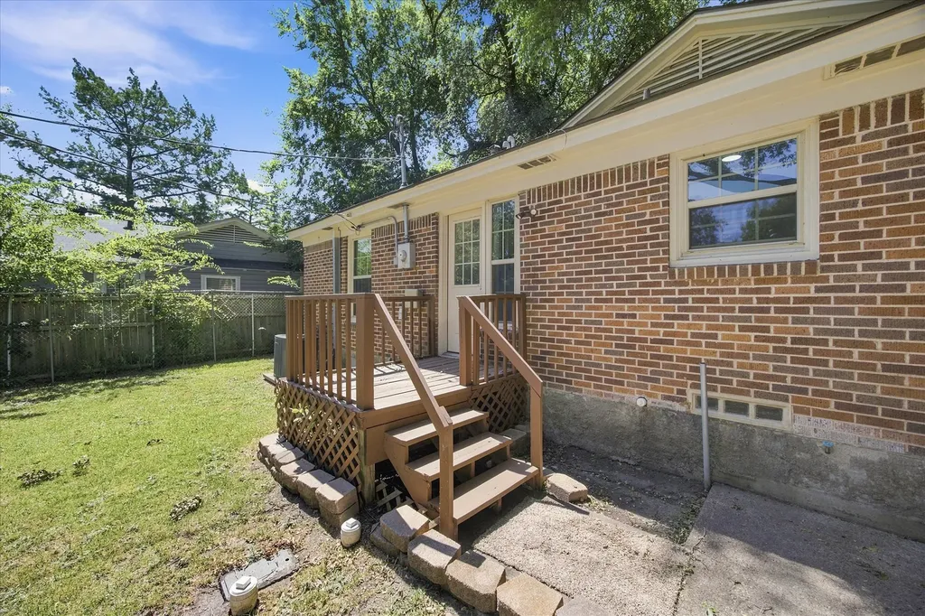 1405 Inwood Boulevard Garland TX 75042