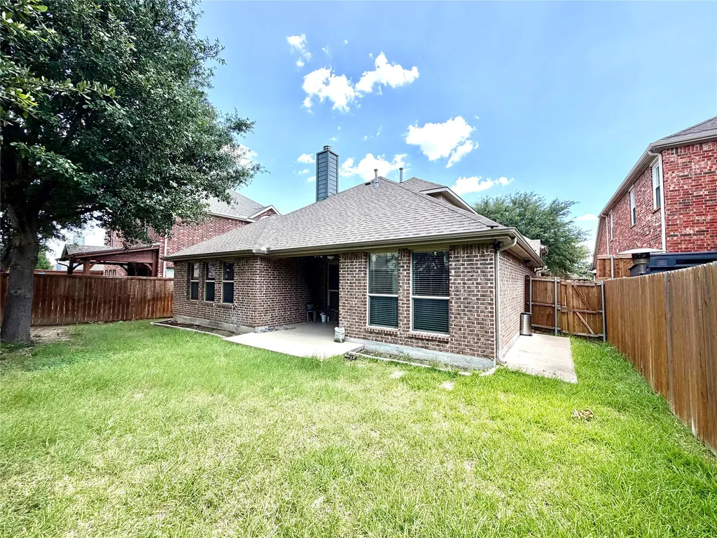 10312 Flat Creek Trail Mckinney TX 75072