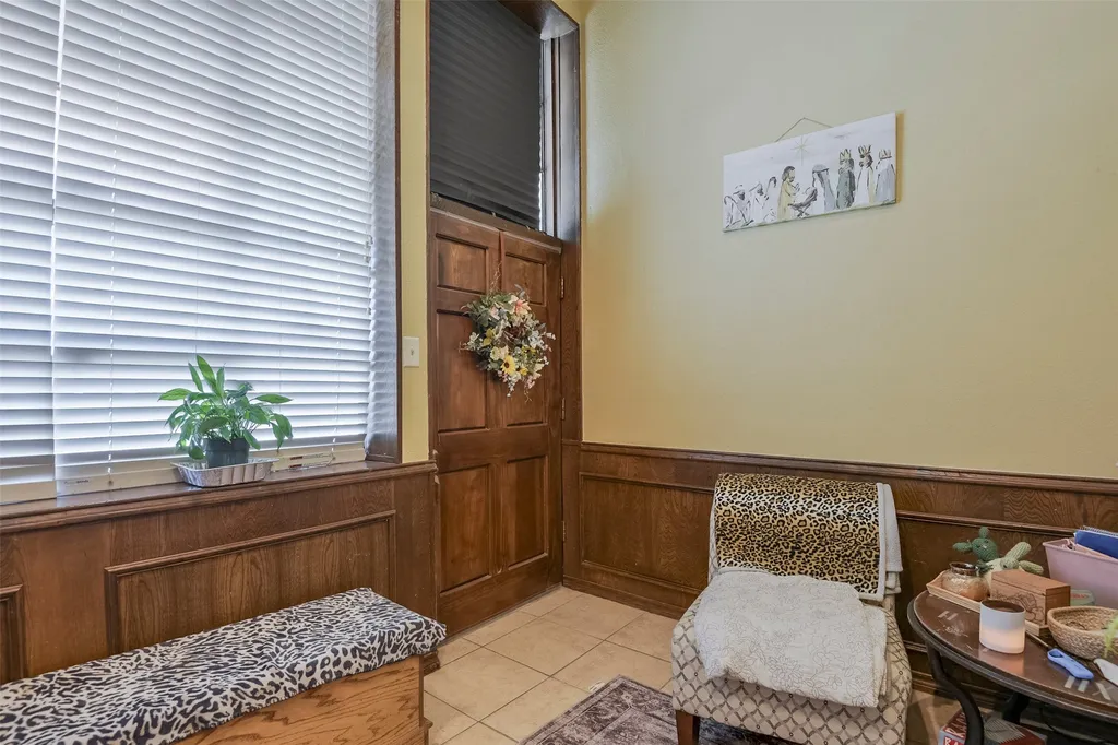 118 N Main Street Palmer TX 75152