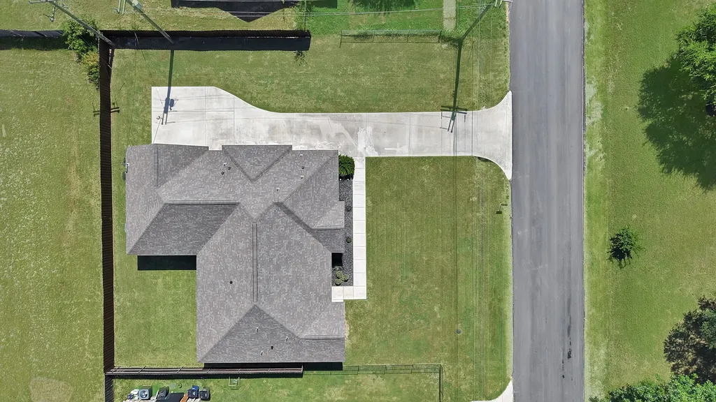 925 Balkan Drive Lancaster TX 75134