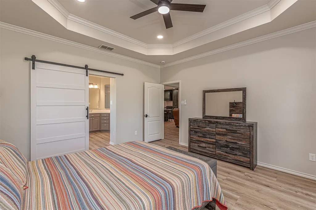 132 Seminole Trail East Tawakoni TX 75472