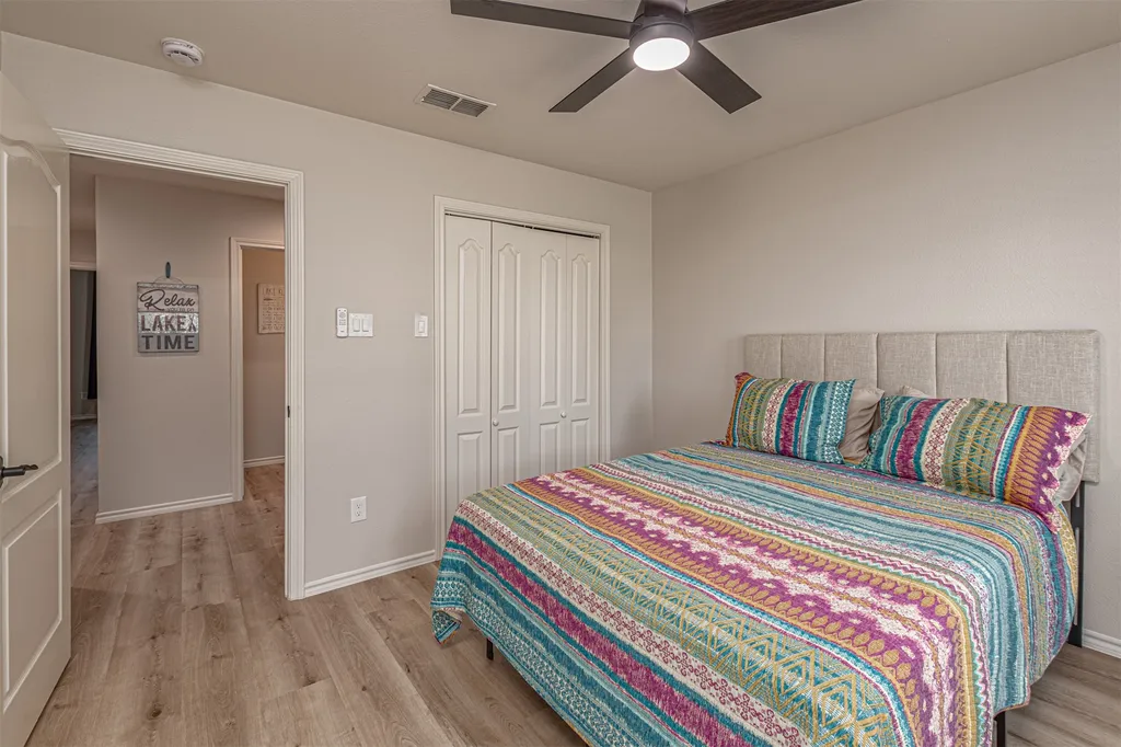132 Seminole Trail East Tawakoni TX 75472