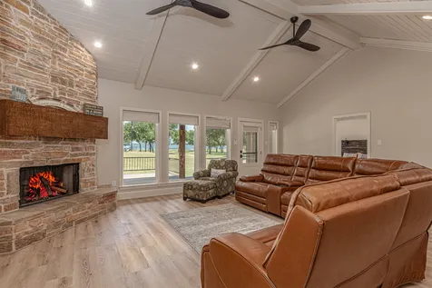 132 Seminole Trail East Tawakoni TX 75472