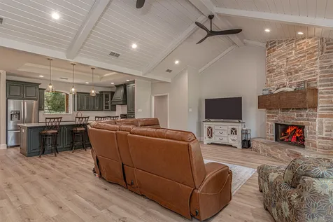 132 Seminole Trail East Tawakoni TX 75472