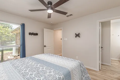 132 Seminole Trail East Tawakoni TX 75472