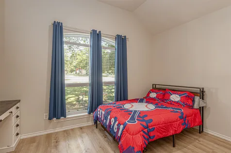 132 Seminole Trail East Tawakoni TX 75472
