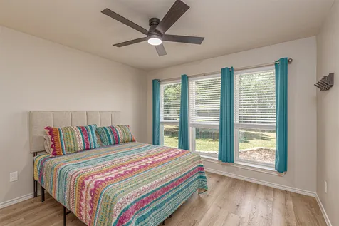 132 Seminole Trail East Tawakoni TX 75472