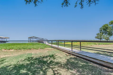 132 Seminole Trail East Tawakoni TX 75472
