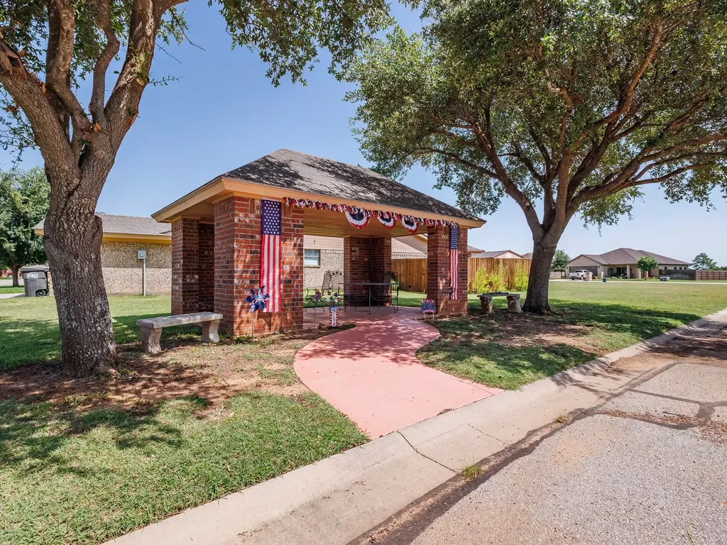 215 Wills Way Early TX 76802