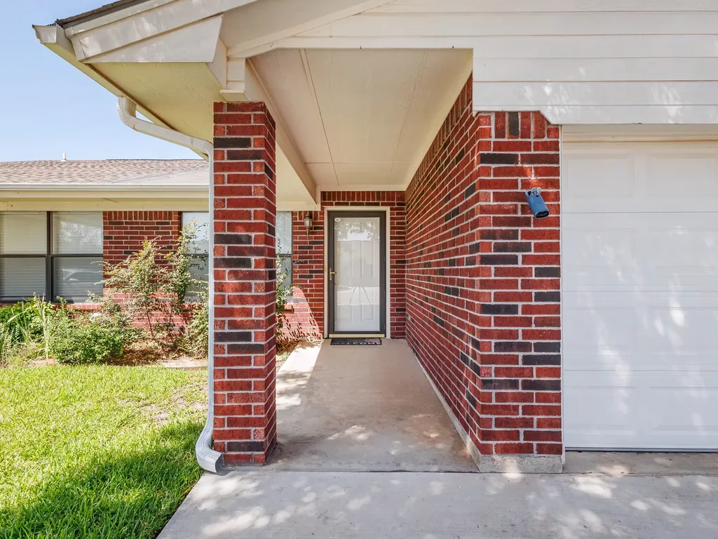 215 Wills Way Early TX 76802