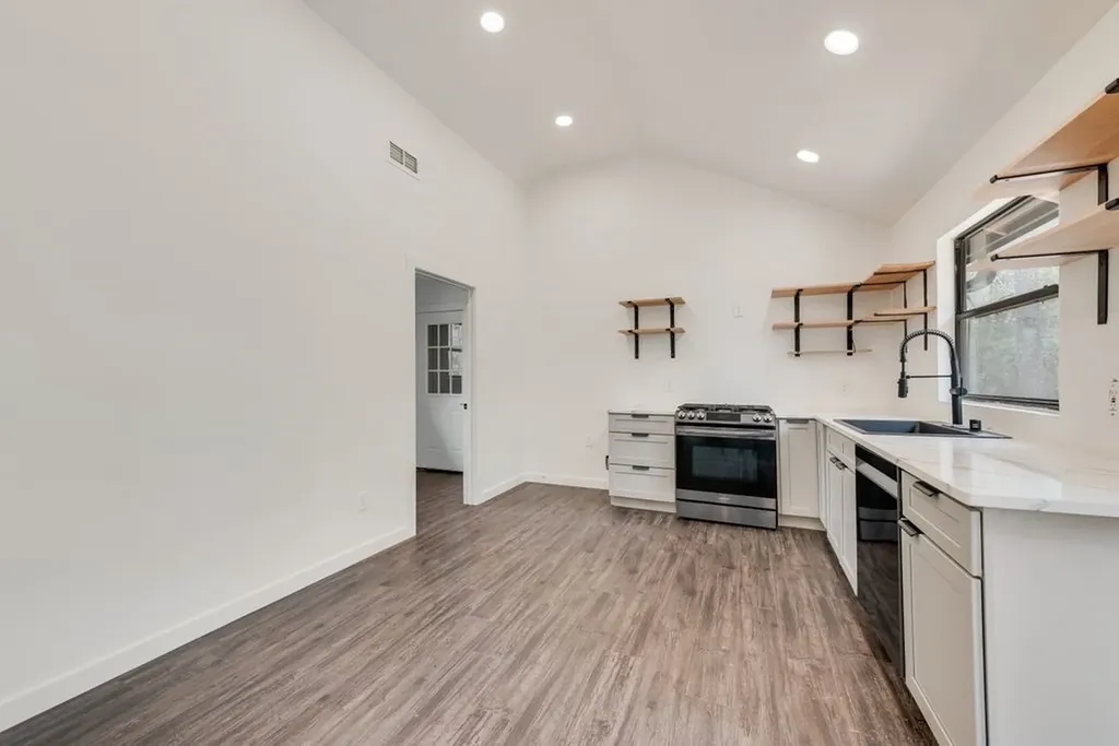 284 Pleasant Hill Lane Holly Lake Ranch TX 75765
