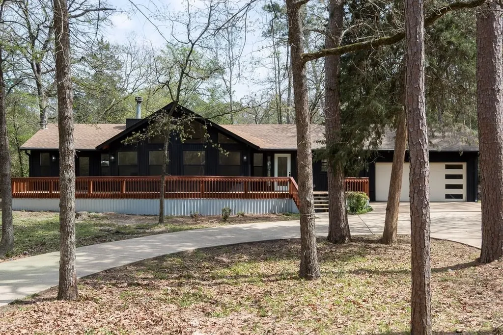 284 Pleasant Hill Lane Holly Lake Ranch TX 75765