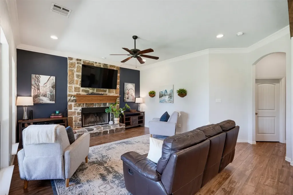 135 Crooked Stick Lane Aledo TX 76008