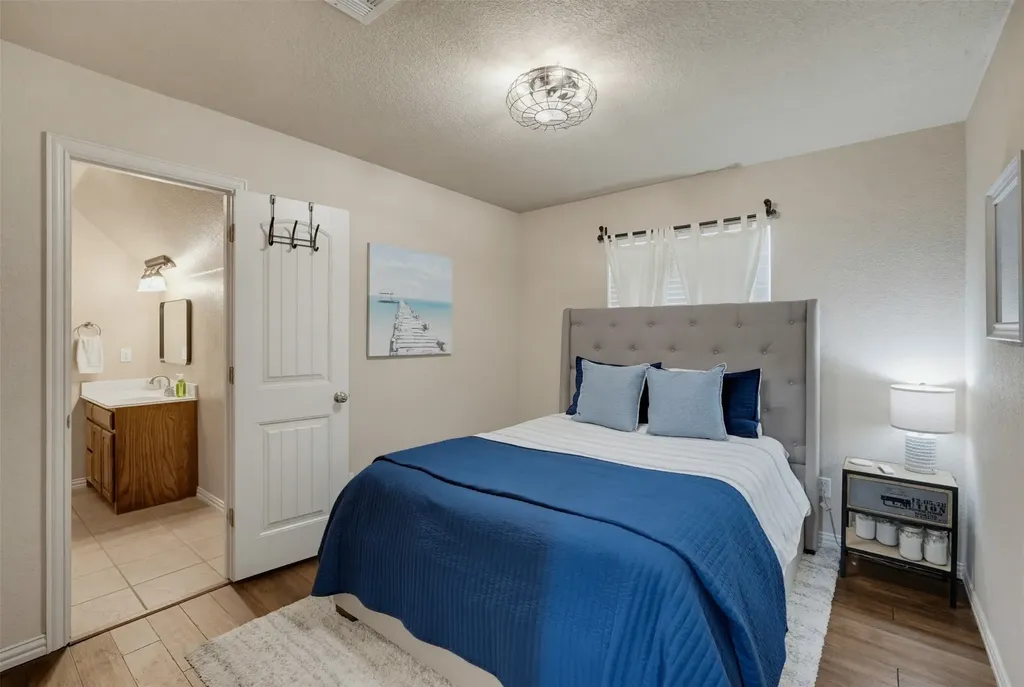 135 Crooked Stick Lane Aledo TX 76008