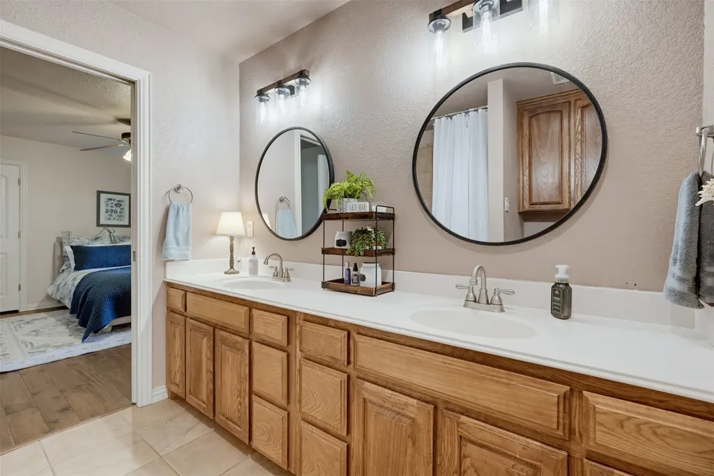 135 Crooked Stick Lane Aledo TX 76008