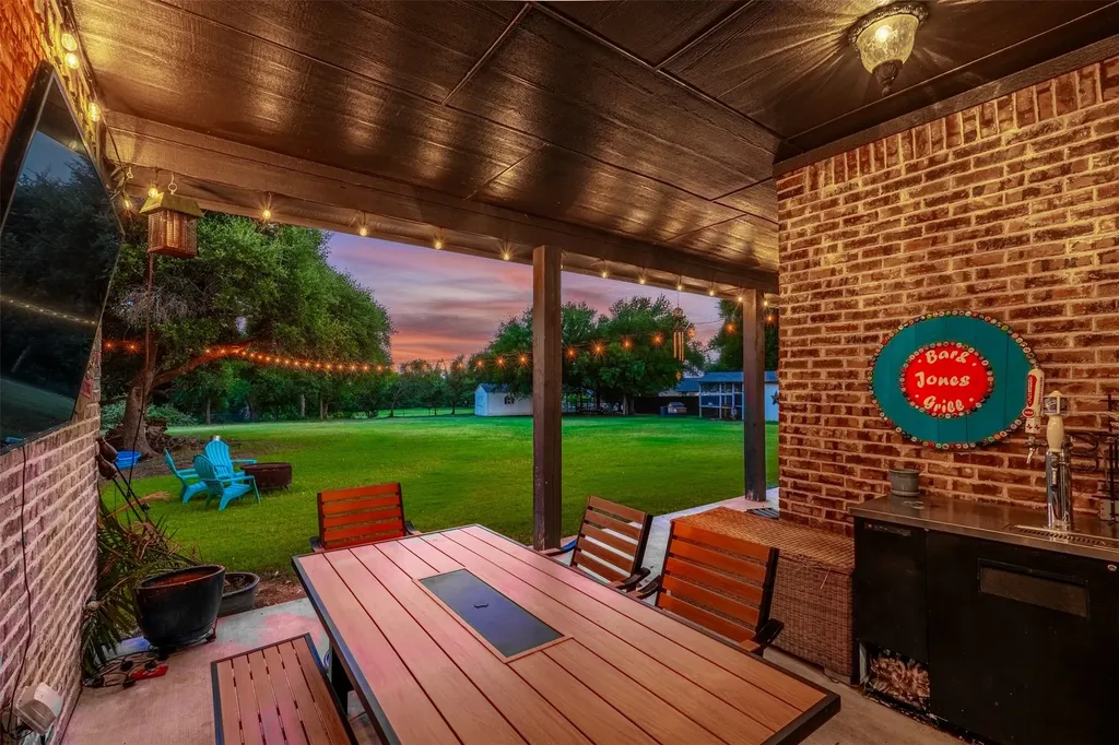 135 Crooked Stick Lane Aledo TX 76008
