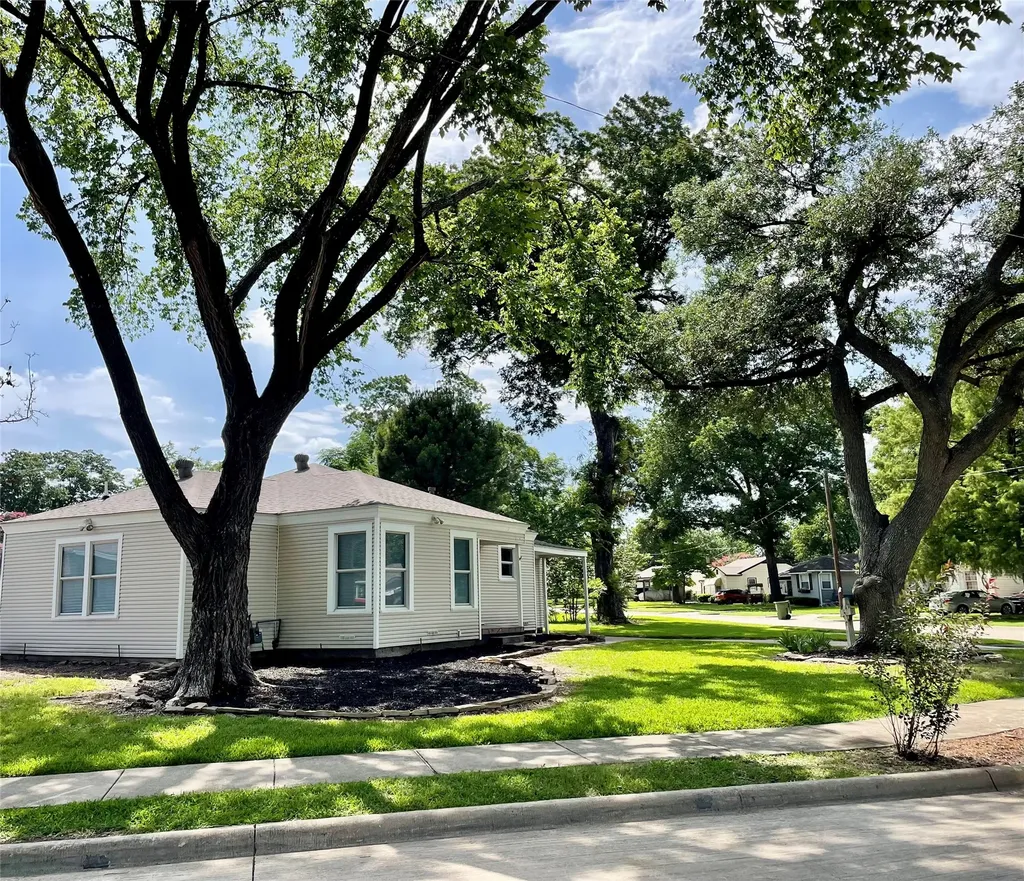 1502 Resistol Road Garland TX 75042