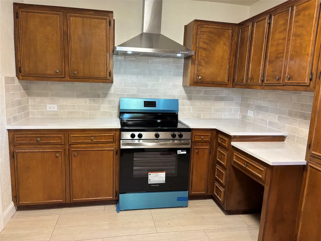 1502 Resistol Road Garland TX 75042