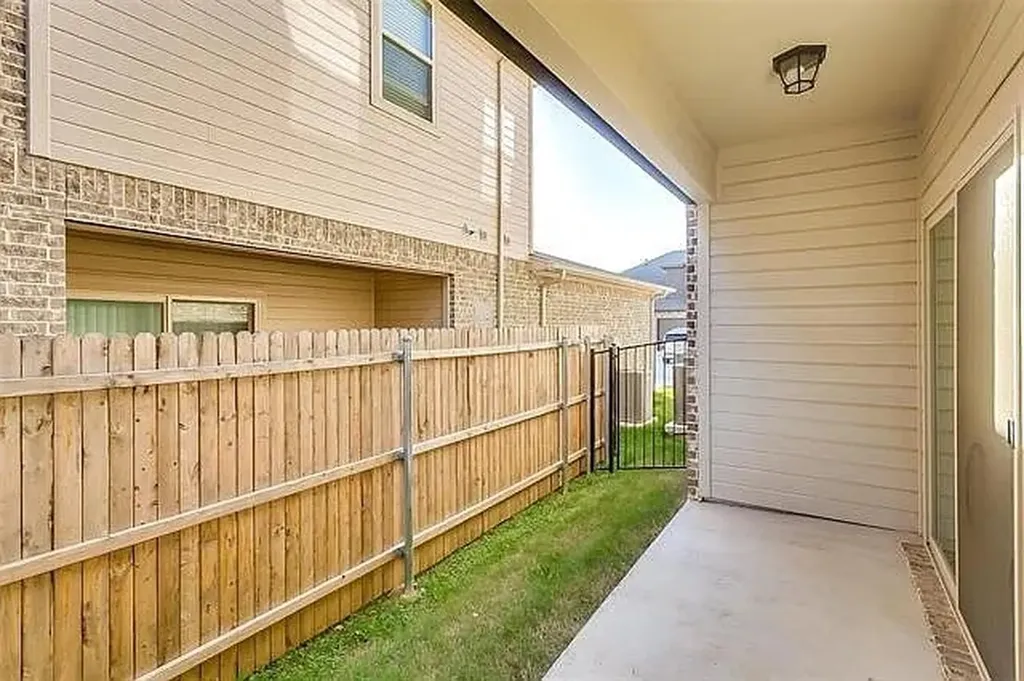 6717 Windlord Drive Fort Worth TX 76179