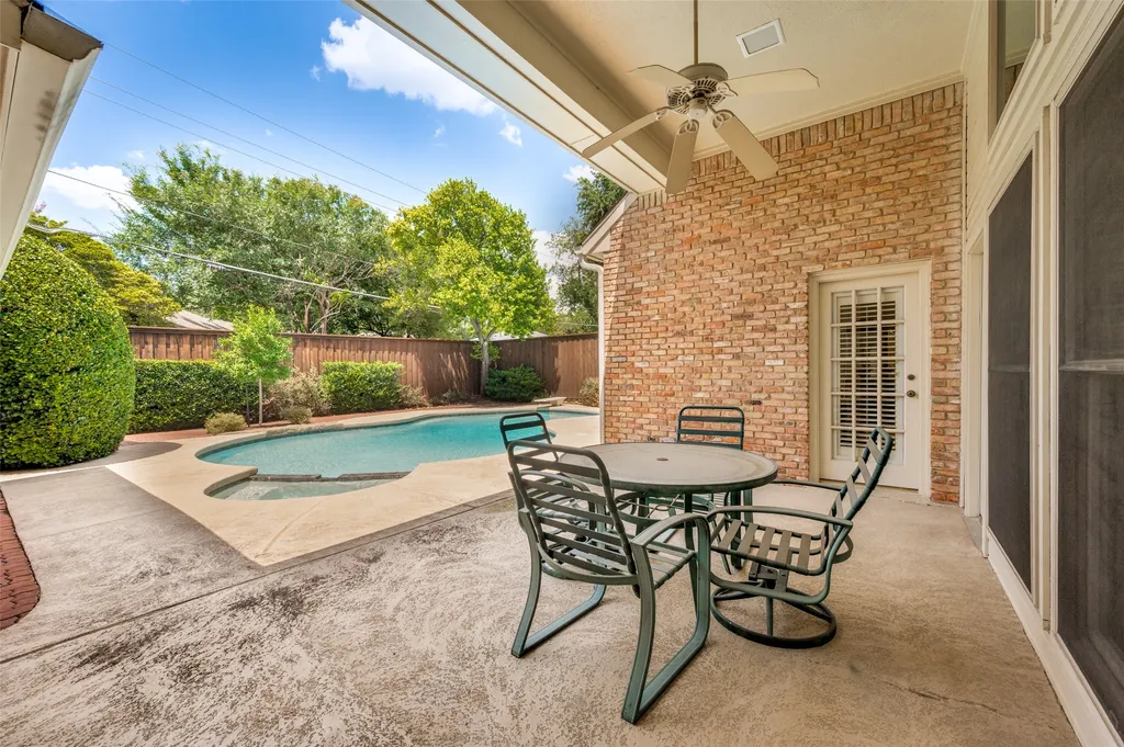5901 Flintshire Lane Dallas TX 75252