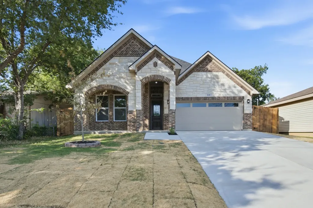 3220 25th Street Fort Worth TX 76106