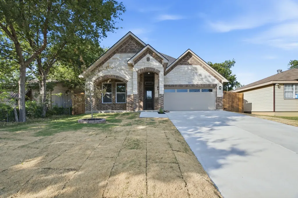 3220 25th Street Fort Worth TX 76106