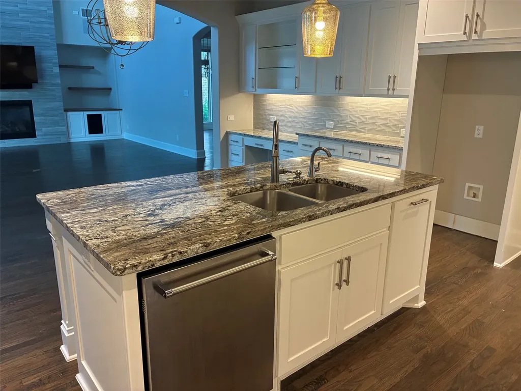 6220 Crystal Cove Court Mckinney TX 75071