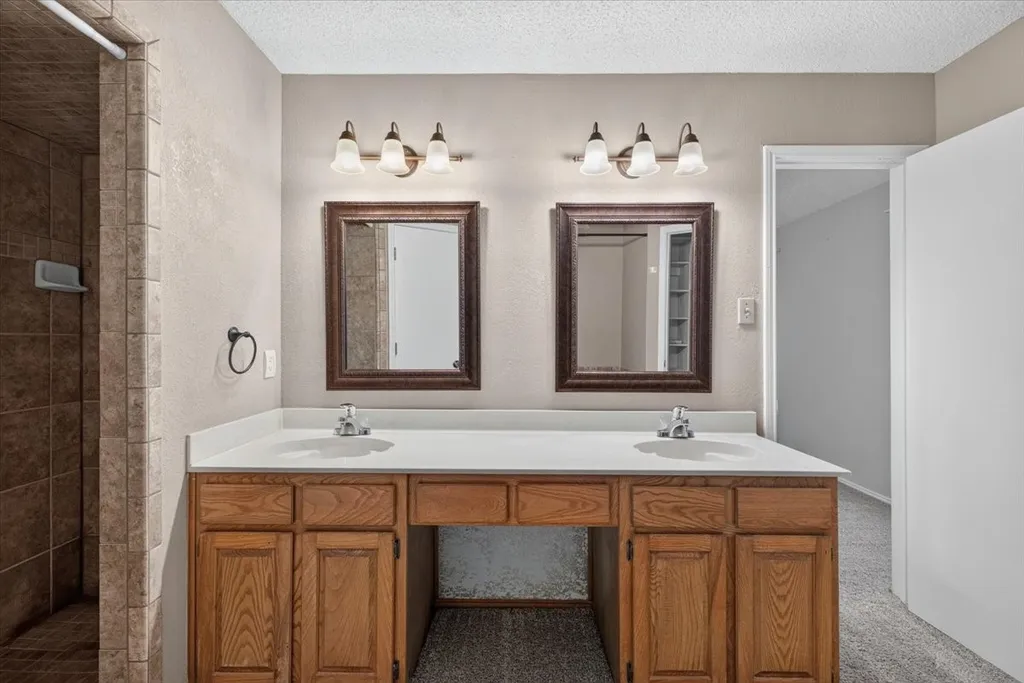 7728 Partridge Drive Watauga TX 76148