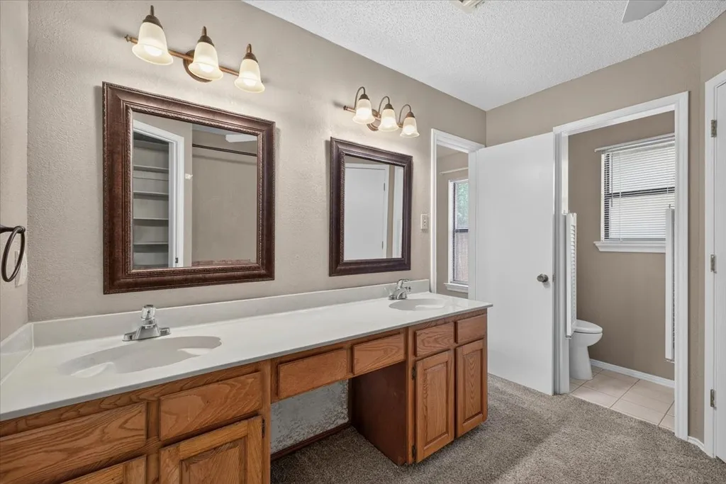 7728 Partridge Drive Watauga TX 76148