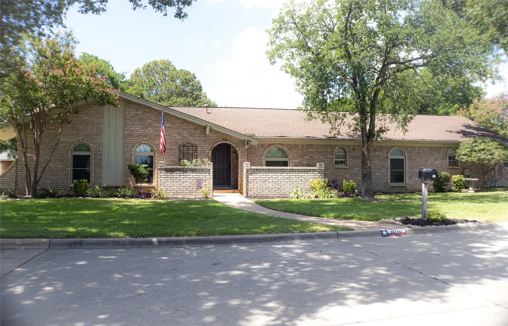 608 Field Street Colleyville TX 76034