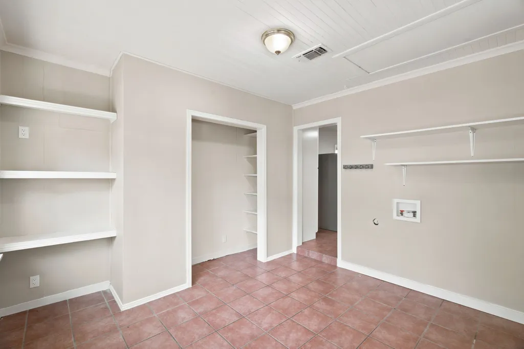 3851 Harley Avenue Fort Worth TX 76107