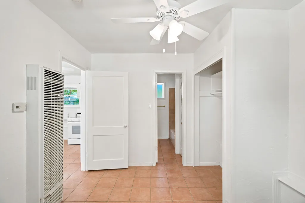 3851 Harley Avenue Fort Worth TX 76107