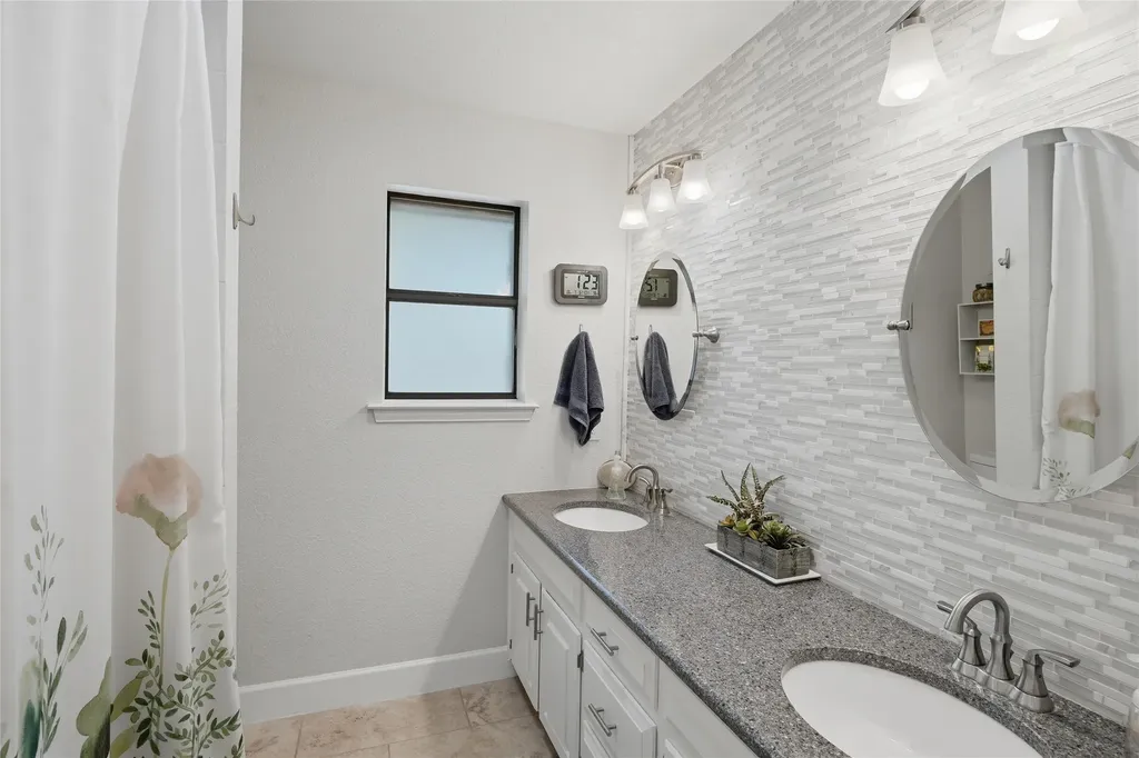 2941 Harvest Hill Drive Grapevine TX 76051