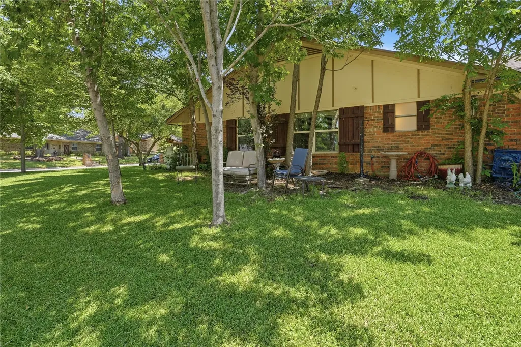 2941 Harvest Hill Drive Grapevine TX 76051