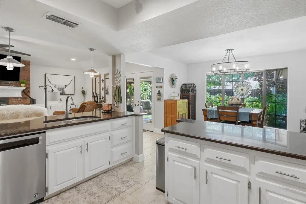 2941 Harvest Hill Drive Grapevine TX 76051