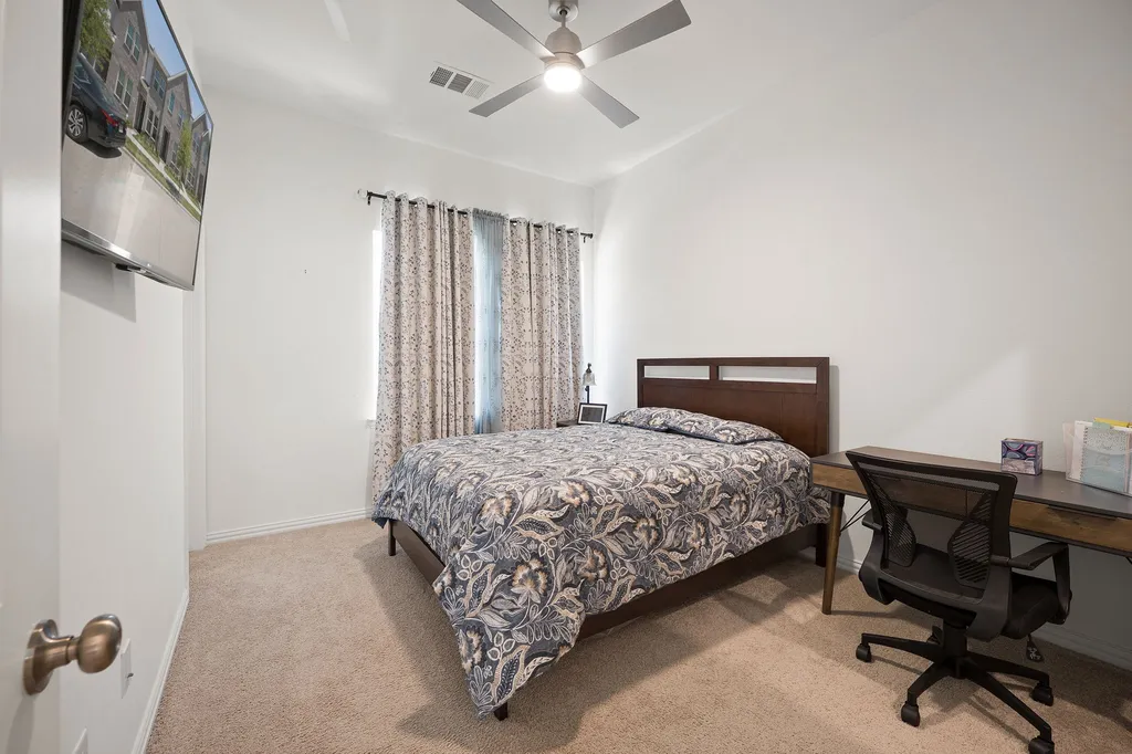 5243 Legacy Street Haltom City TX 76117