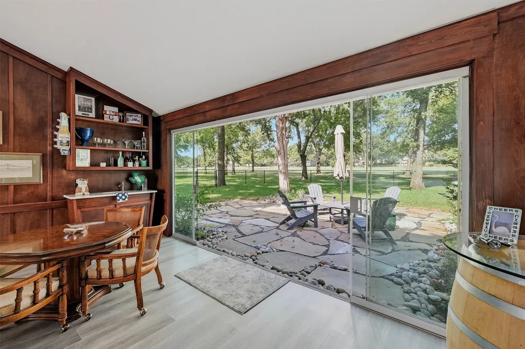 1118 Kiowa Drive W Gainesville TX 76240