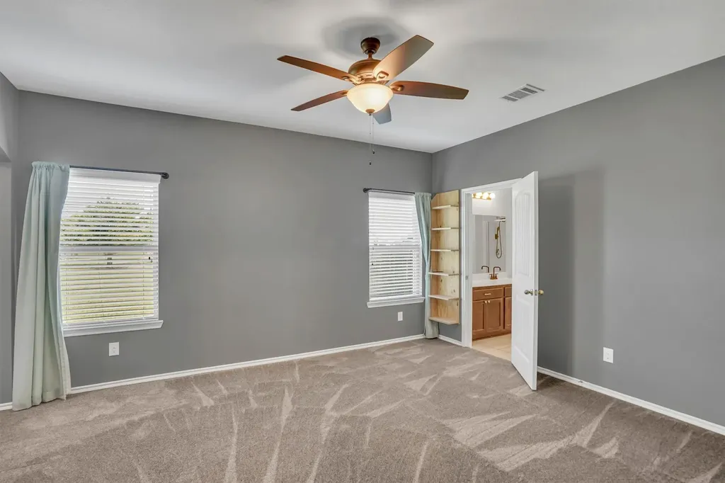 1535 Meadowlake Drive Waxahachie TX 75165