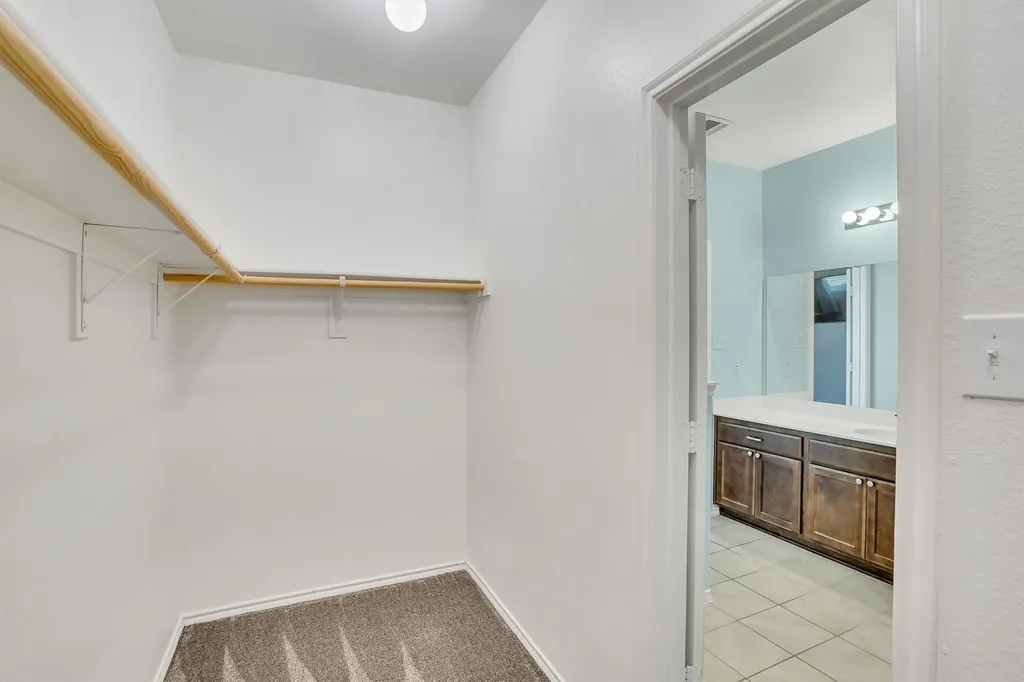 1535 Meadowlake Drive Waxahachie TX 75165