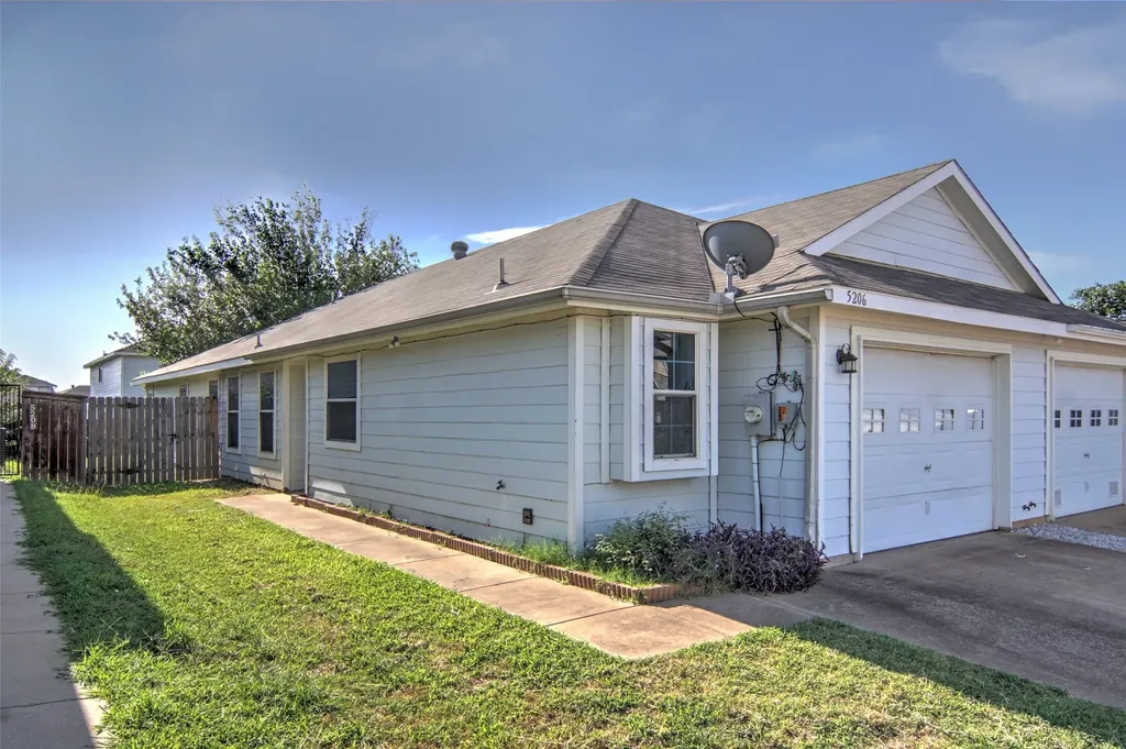 5206 Mountain Spring Trail Fort Worth TX 76123