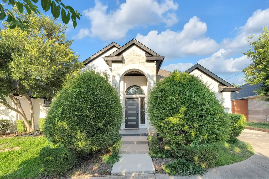 17324 Stedman Drive Dallas TX 75252