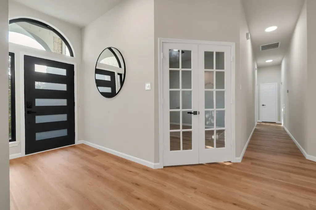 17324 Stedman Drive Dallas TX 75252