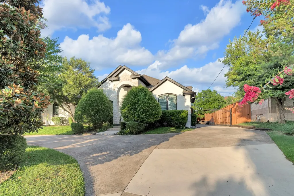 17324 Stedman Drive Dallas TX 75252