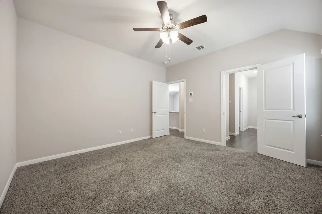 3921 Oak Creek Circle Denison TX 75020