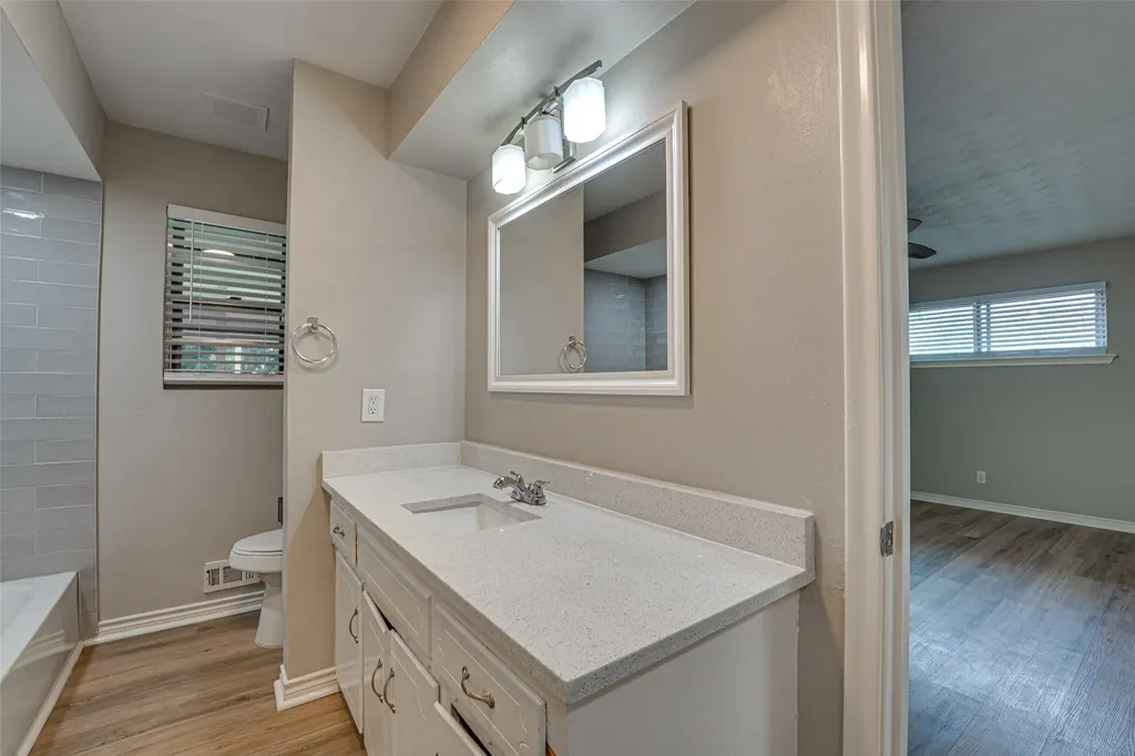 825 Branch Drive Garland TX 75041