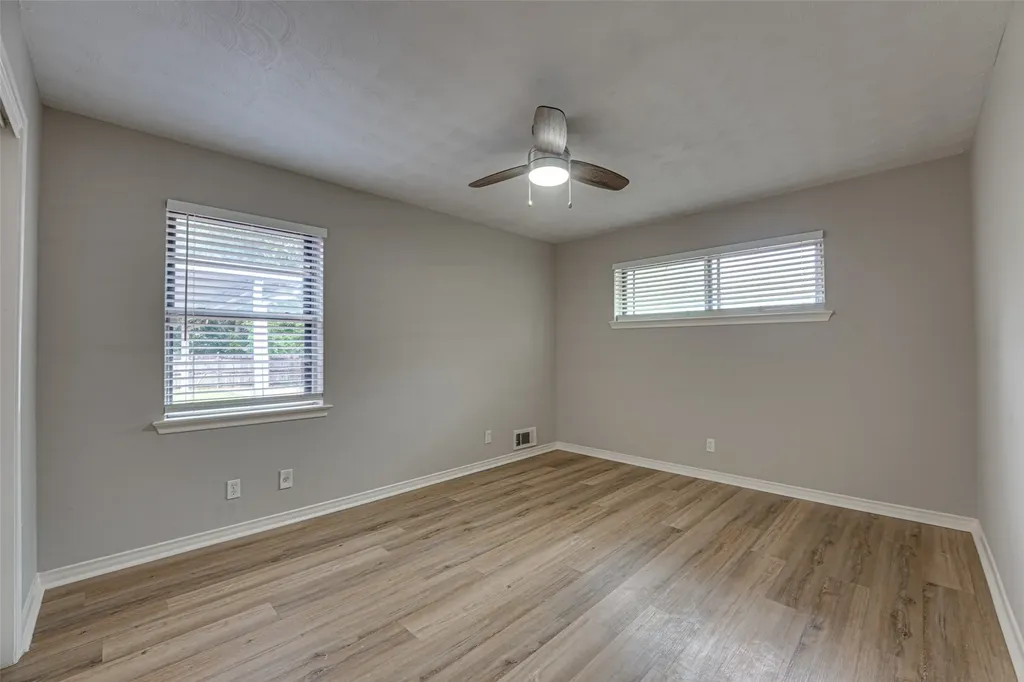 825 Branch Drive Garland TX 75041