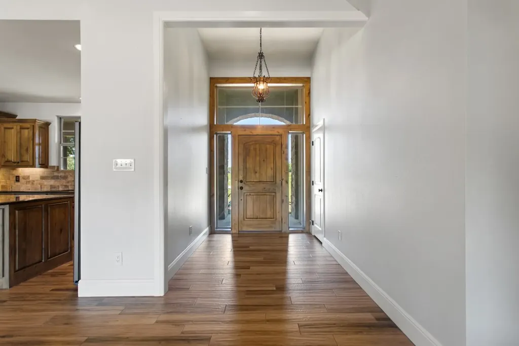2261-C State Highway 276 Emory TX 75440